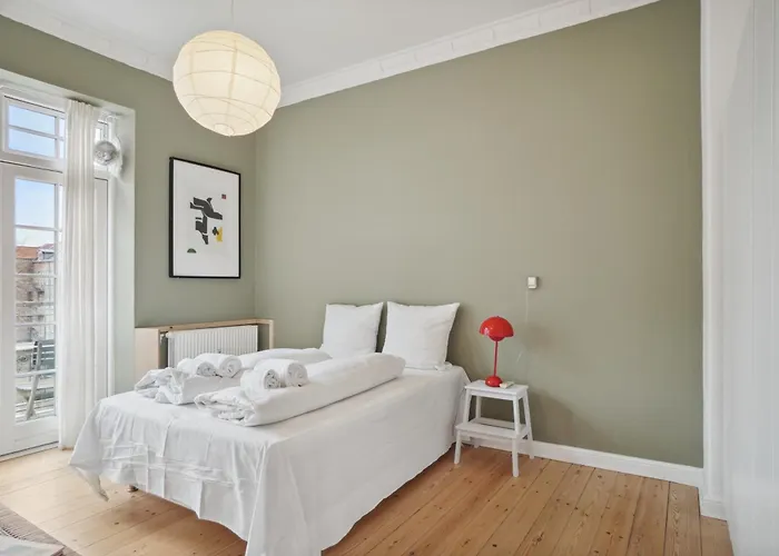 Come Stay Modern 1Br Apartment In City-Center